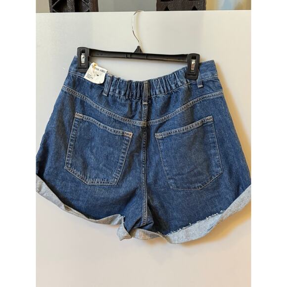 Free People Danni Denim Shorts - Stargaze - Size Medium (New) - Picture 6 of 6
